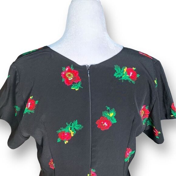 Recultured Designs Adela Dress Black Red Folkloric Floral Print Pleated Retro - Picture 5 of 10